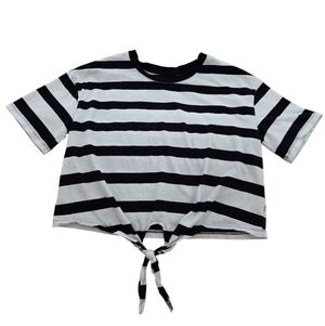 Levi's Black and White Short Sleeve Crop T-Shirt